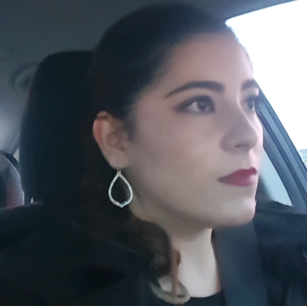 Meet your Posher, Ariana